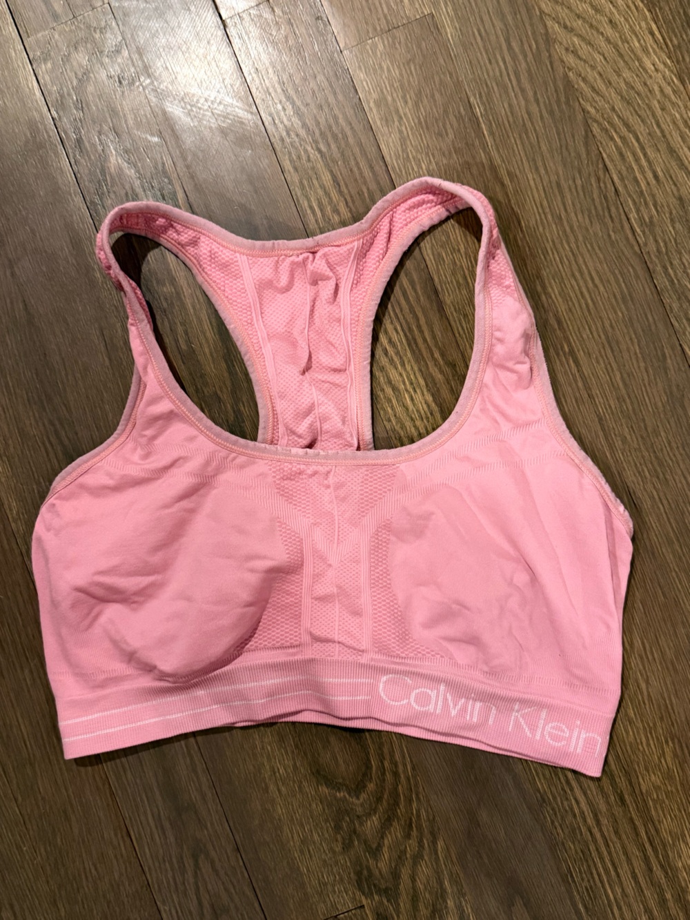 Calvin Klein Soft Rose‎ Seamless Racerback Sports Bra size medium